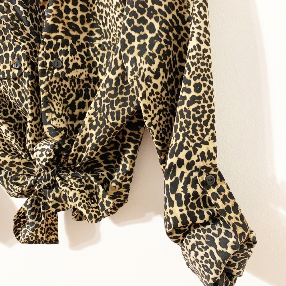 Notations Petites Leopard Print Button Front Poin… - image 8